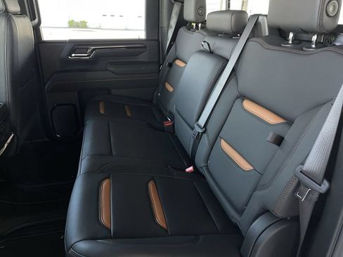 New 2026 GMC Sierra 2500 AT4 w/ AT4 Premium Plus Package AWD/4WD image 25