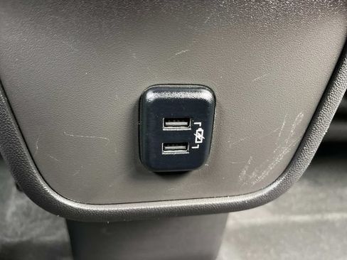 Used 2018 GMC Terrain SLE FWD image 19