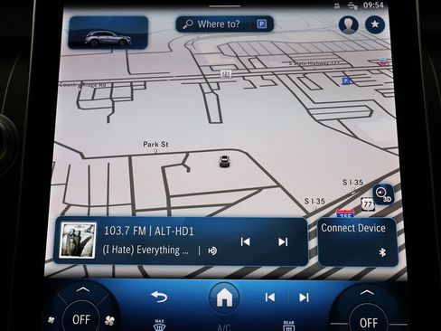 Used 2024 Mercedes-Benz GLC 43 AMG 4MATIC image 26