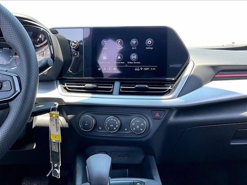 New 2026 Chevrolet Trax RS w/ Sunroof Package FWD image 12
