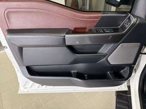 Used 2023 Ford F150 Lariat image 13