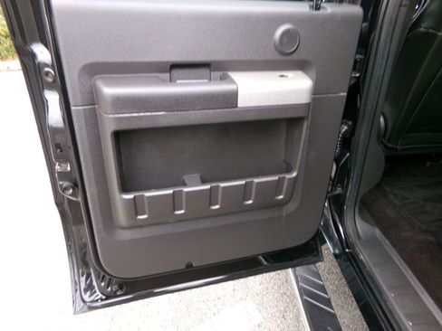 Used 2014 Ford F350 Lariat w/ Lariat Interior Package image 14