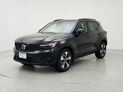 New 2026 Volvo XC40 B5 Plus w/ Protection Package Premier