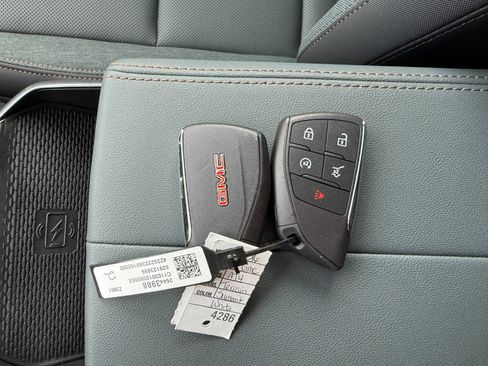 New 2026 GMC Terrain AT4 image 35