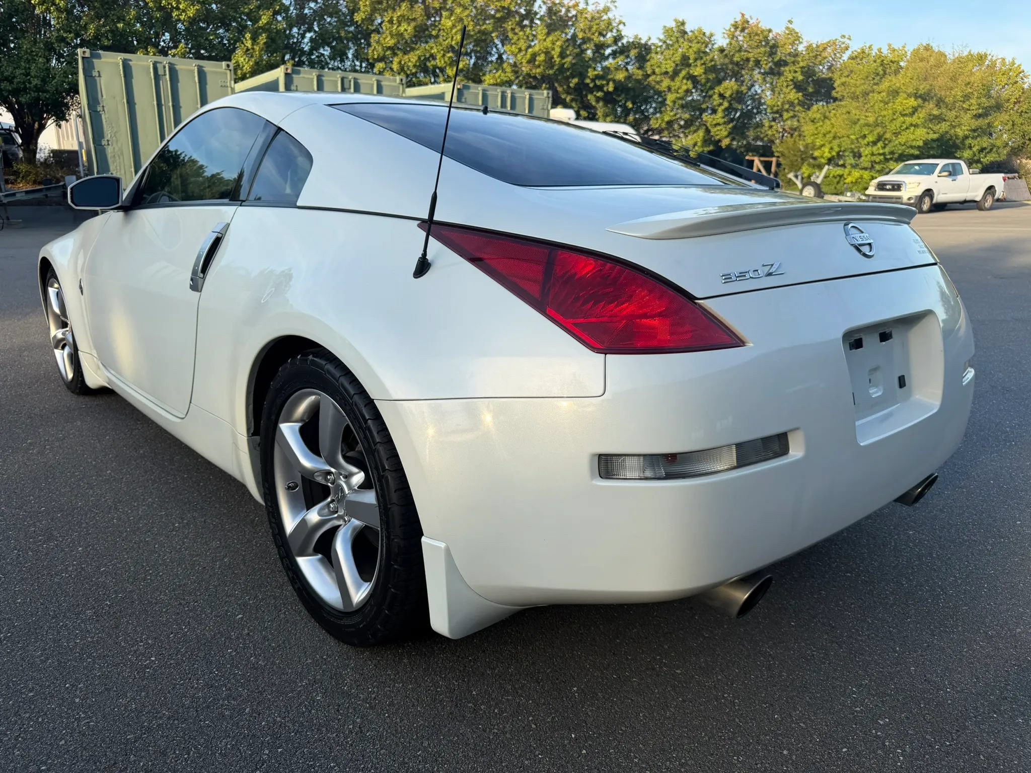 Used 2003 Nissan 350Z Coupe RWD image 8