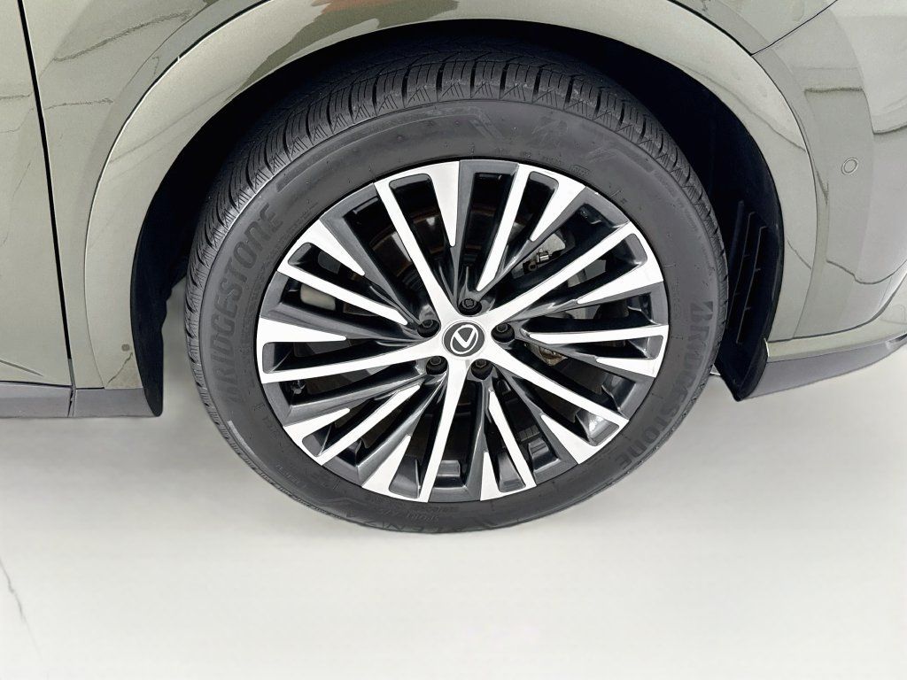 Used 2024 Lexus RX 350 Premium Plus w/ Convenience Package FWD image 30