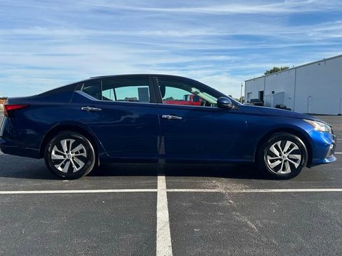Used 2020 Nissan Altima 2.5 S image 8