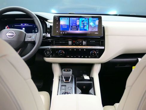 New 2026 Nissan Pathfinder SL AWD/4WD image 16