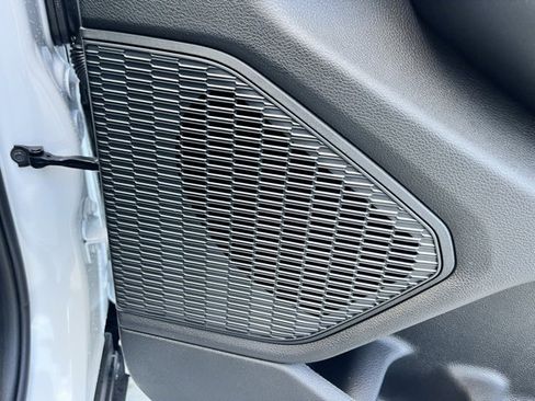 New 2025 Jeep Grand Cherokee Laredo image 24