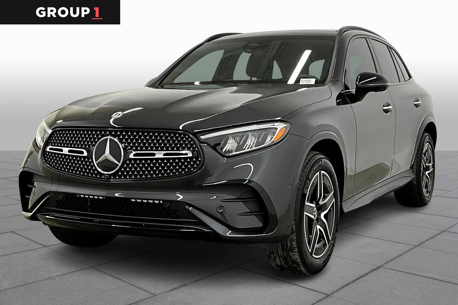 Used 2025 Mercedes-Benz GLC 300 4MATIC image 1