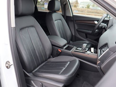 Used 2021 Audi Q5 e Premium w/ Convenience Package AWD/4WD image 20