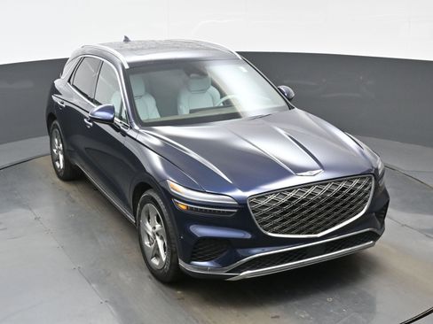 Certified 2026 Genesis GV70 2.5T Advanced image 40