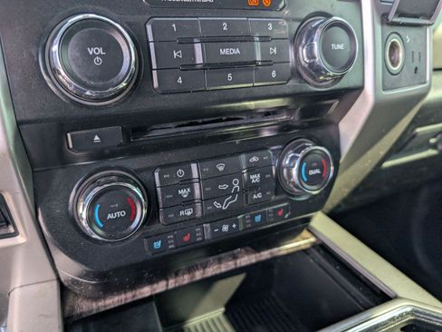 Used 2017 Ford F250 Lariat w/ Chrome Package AWD/4WD image 18
