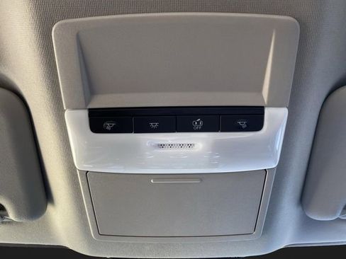 New 2025 Nissan Sentra SR image 23