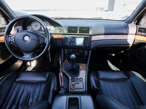 Used 2000 BMW M5 image 24