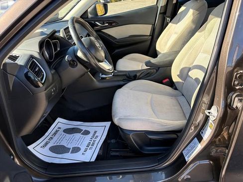 Used 2014 MAZDA MAZDA3 i Touring image 12