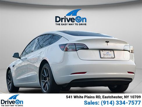 Used 2021 Tesla Model 3 Standard Range Plus image 7