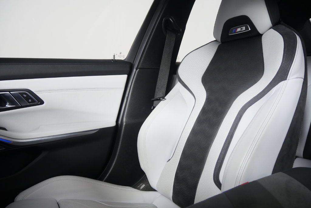 Used 2022 BMW M3 RWD image 39