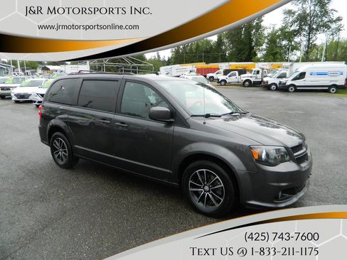 Used 2019 Dodge Grand Caravan GT FWD image 1