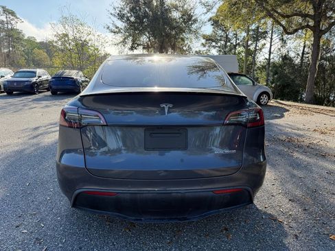 Used 2021 Tesla Model Y Performance image 14