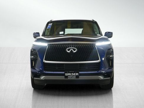 Used 2025 INFINITI QX80 Luxe AWD/4WD image 9