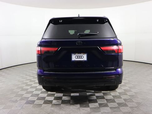 Used 2025 Toyota Sequoia Platinum w/ TRD Off-Road Package image 6