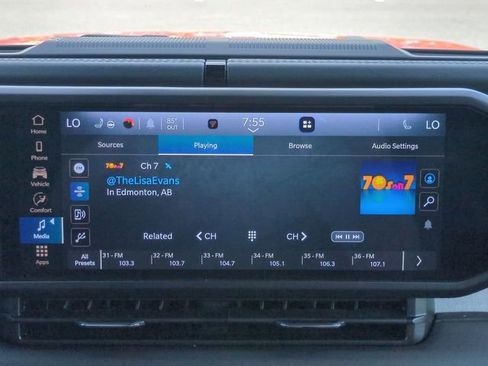 Used 2025 Jeep Wrangler Unlimited Sahara w/ Safety Group image 18