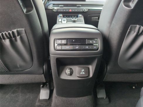 Used 2024 Hyundai Palisade Calligraphy FWD image 31