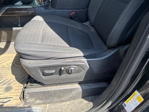 Used 2020 Chevrolet Silverado 1500 LT Trail Boss AWD/4WD image 17