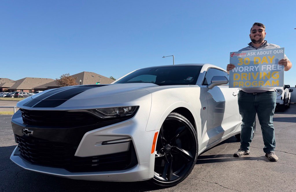 Used 2019 Chevrolet Camaro SS RWD image 1