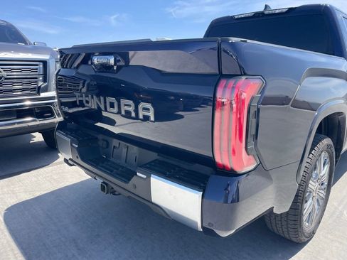 Used 2023 Toyota Tundra Capstone AWD/4WD image 4