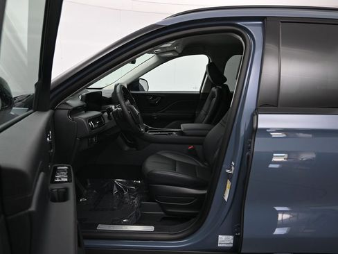 New 2026 Lincoln Aviator 2WD w/ Jet Appearance Package image 20