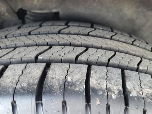 Used 2018 Chevrolet Equinox LS image 28