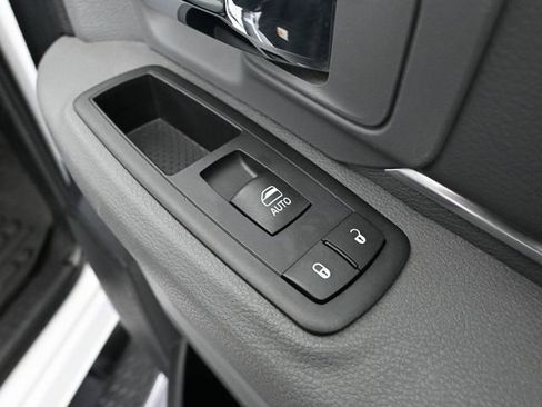 Used 2016 RAM 3500 Big Horn image 49