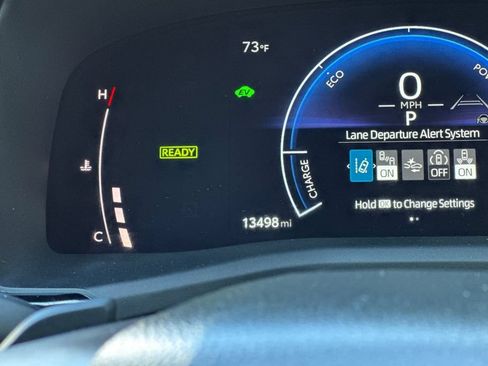 Certified 2025 Toyota Camry SE FWD image 23