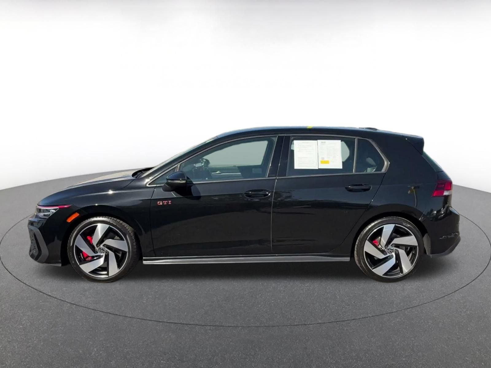 Used 2026 Volkswagen Golf S FWD image 8