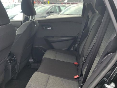 Certified 2021 Nissan Rogue SV image 16