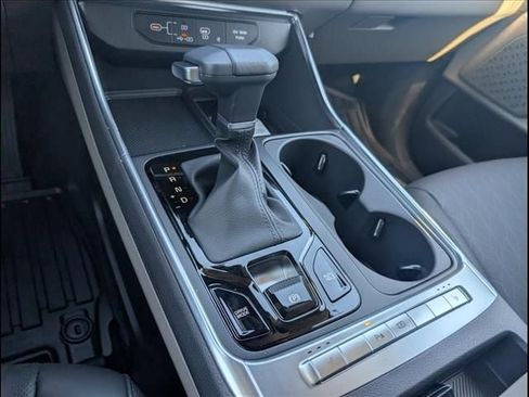 New 2026 Kia Carnival EX image 12