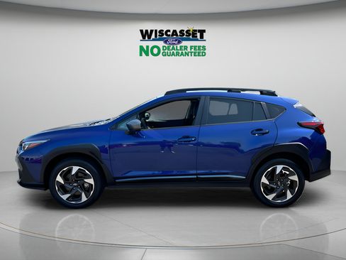 Used 2024 Subaru Crosstrek 2.5i Limited AWD/4WD image 2