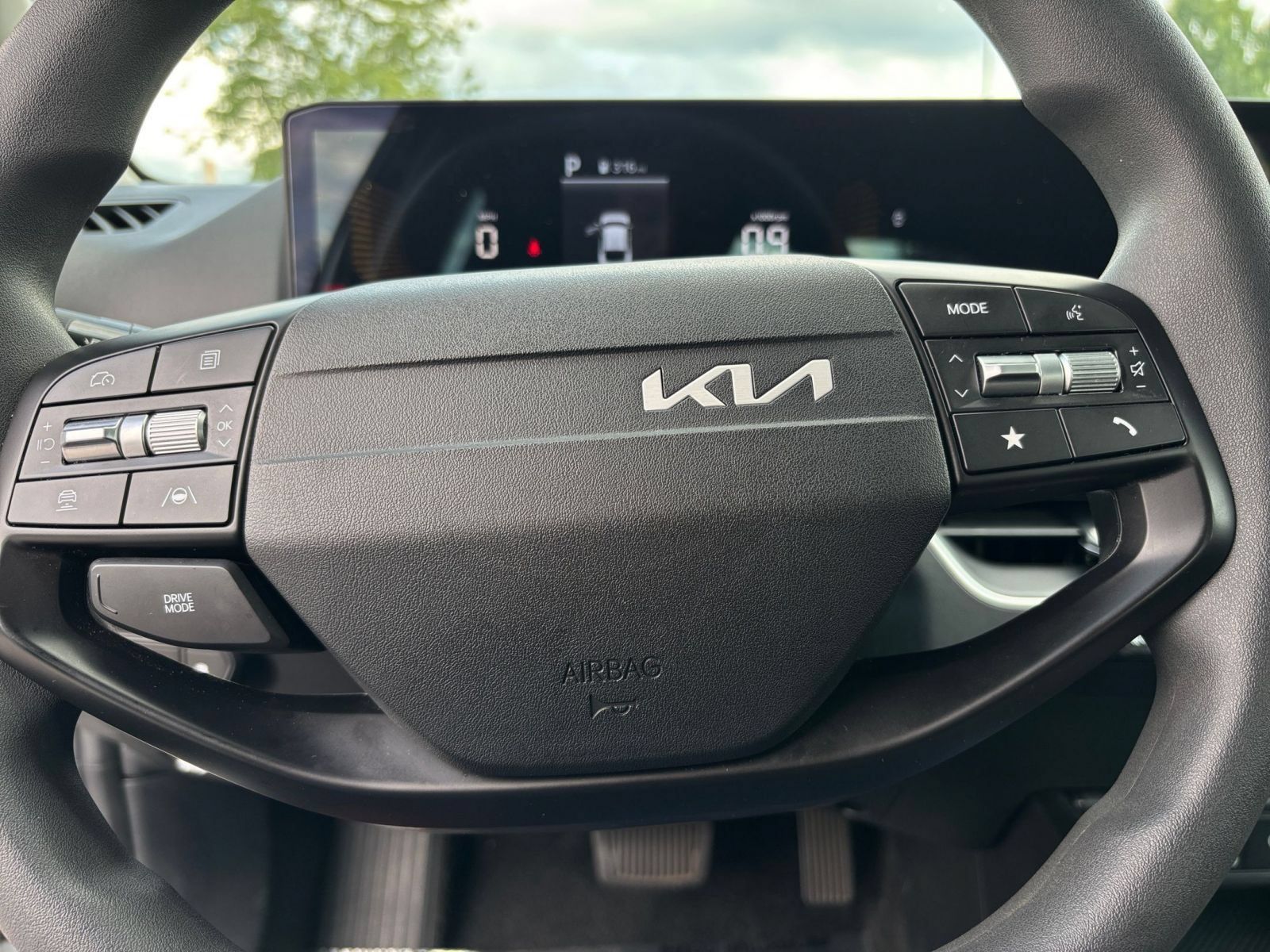 Used 2026 Kia K4 FWD image 27