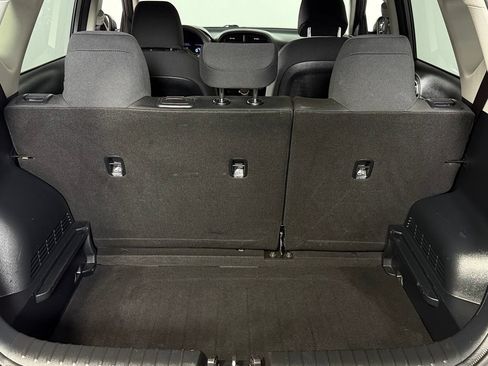 Used 2024 Kia Soul LX w/ Option Group 015 FWD image 28