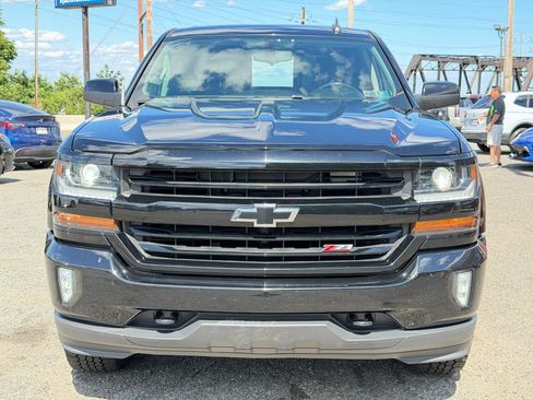 Used 2018 Chevrolet Silverado 1500 LT w/ Midnight Edition AWD/4WD image 92