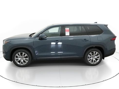 New 2026 Toyota Grand Highlander Limited AWD/4WD image 3