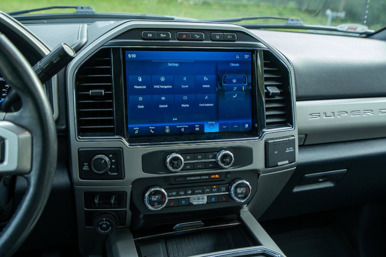 Used 2022 Ford F250 Lariat w/ Black Appearance Package AWD/4WD image 25