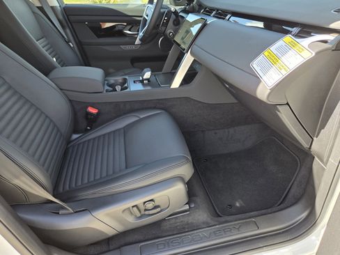 New 2025 Land Rover Discovery Sport S image 14