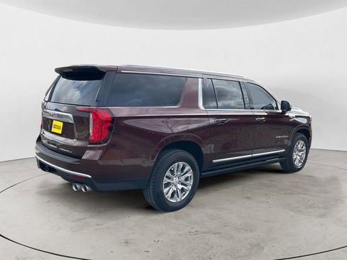 Used 2022 GMC Yukon XL Denali image 5