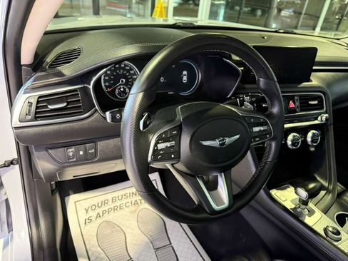 Used 2022 Genesis G70 2.0T w/ Prestige Package AWD/4WD image 17