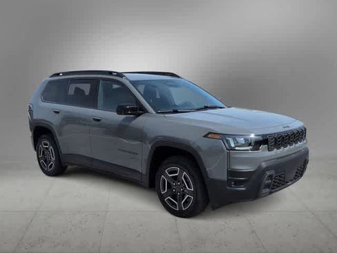 New 2026 Jeep Cherokee Laredo AWD/4WD image 2
