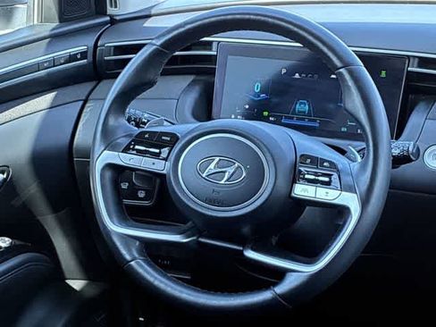 Used 2022 Hyundai Tucson Limited image 25