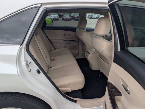 Used 2009 Toyota Venza AWD image 11